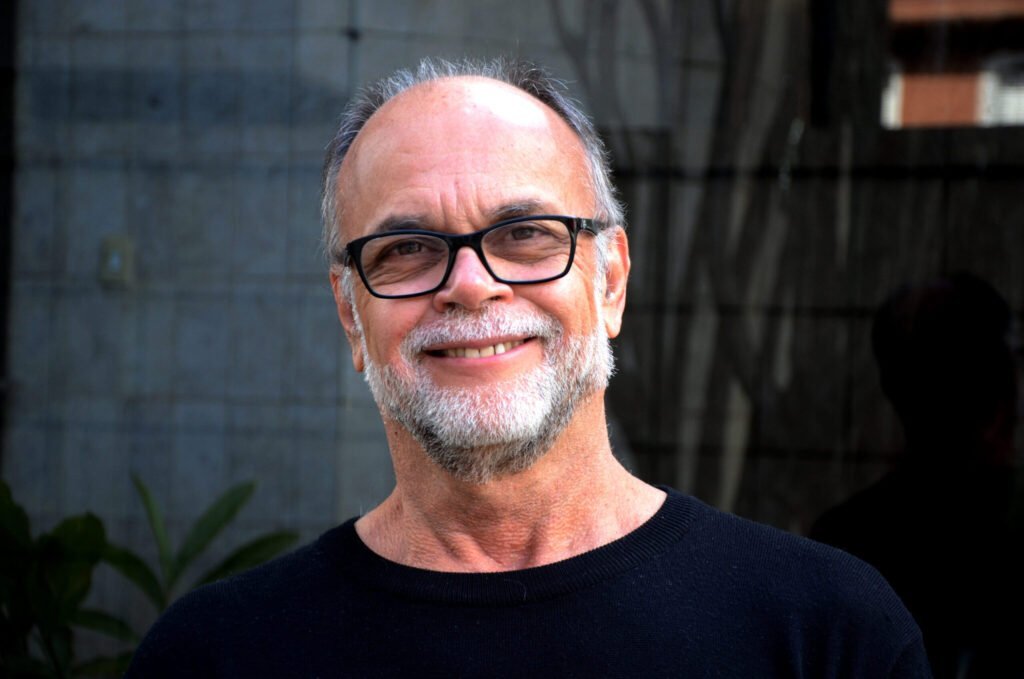 Mauricio Lara